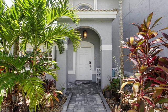 2 of 30 - 331 Nw 189th Ter, Pembroke Pines, FL