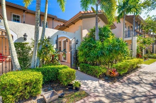 Photo of Listing #A11856118