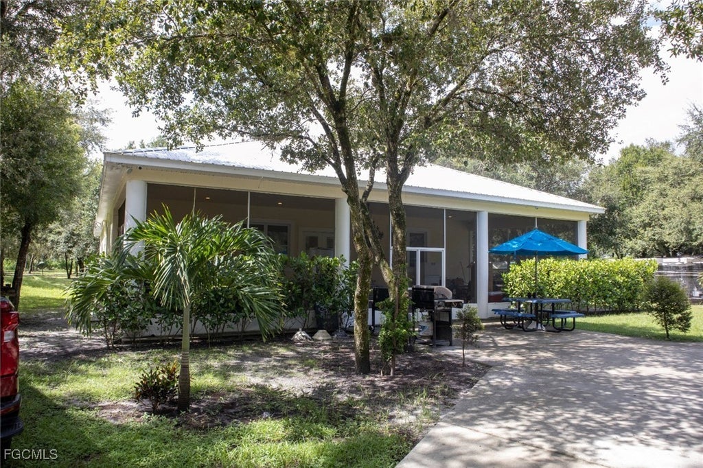255 C Rd, LABELLE