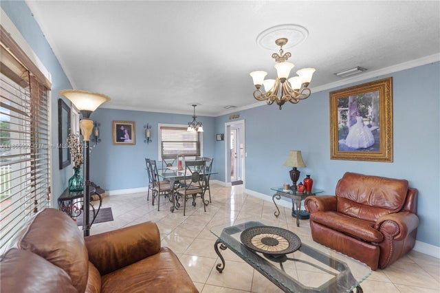 2 of 35 - 541 E 58th St, Hialeah, FL