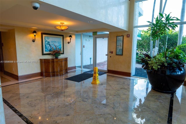 3 of 20 - 16500 Collins Ave 1855, Sunny Isles Beach, FL