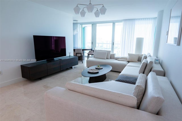 4 of 20 - 16500 Collins Ave 1855, Sunny Isles Beach, FL