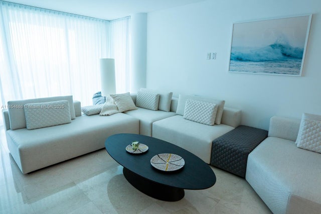 5 of 20 - 16500 Collins Ave 1855, Sunny Isles Beach, FL