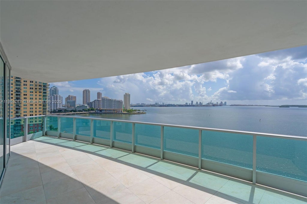 1331 Brickell Bay Dr 1201, Miami