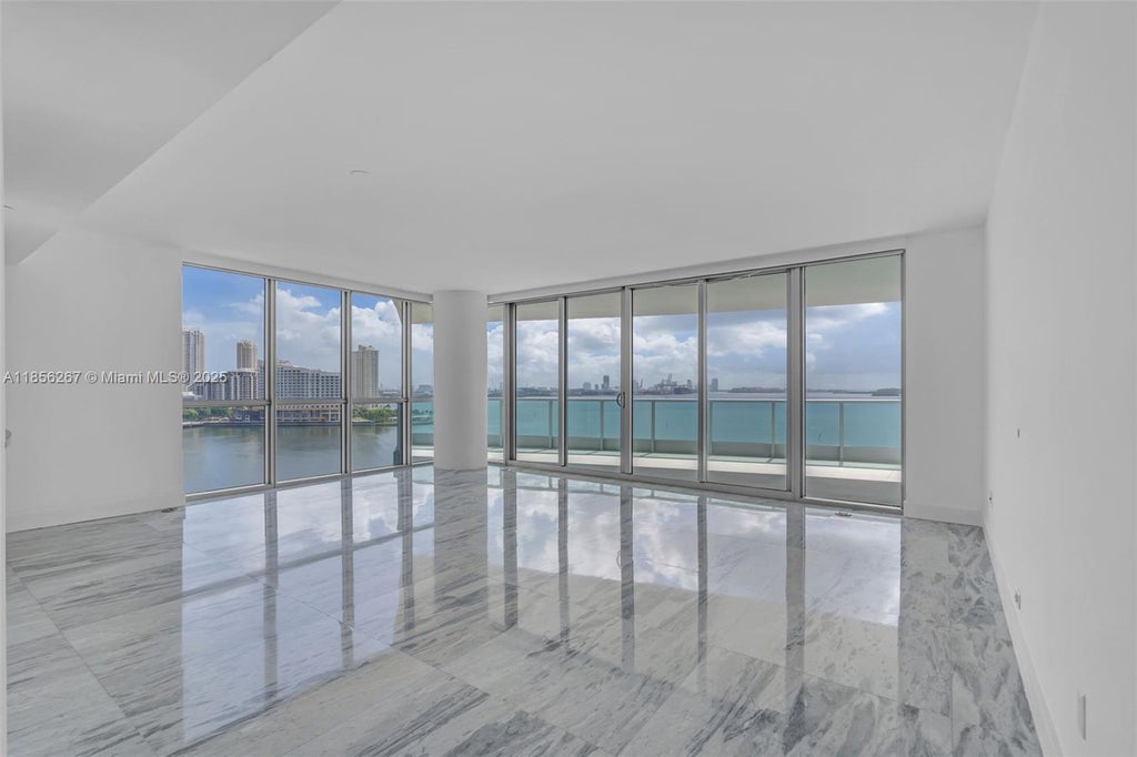 1331 Brickell Bay Dr 1201, Miami