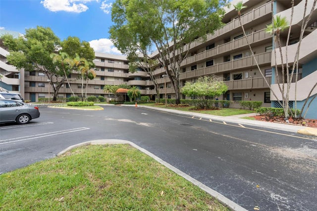 3 of 43 - 1101 Colony Point Cir 307, Pembroke Pines, FL