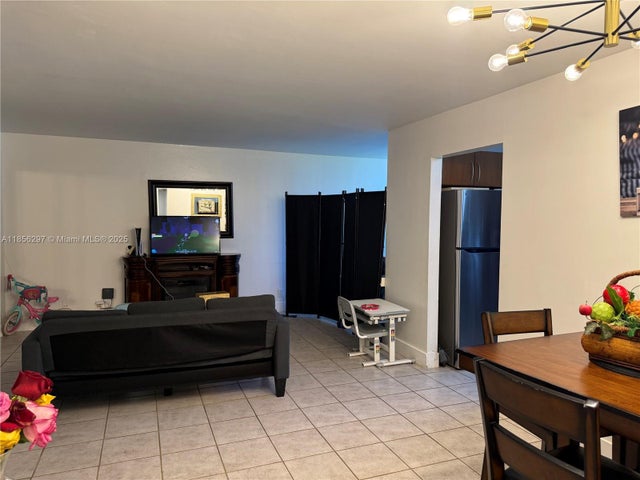 3 of 7 - 16919 N Bay Rd 710, Sunny Isles Beach, FL