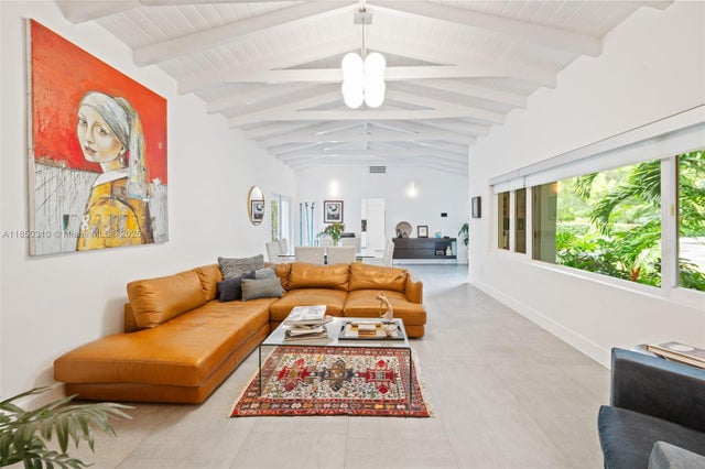 3 of 25 - 6610 Santona St, Coral Gables, FL