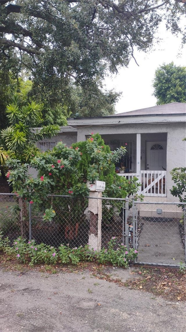 2 of 26 - 7312 Nw 17th Ct, Miami, FL