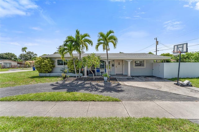 1 of 22 - 2020 De Soto Dr, Miramar, FL