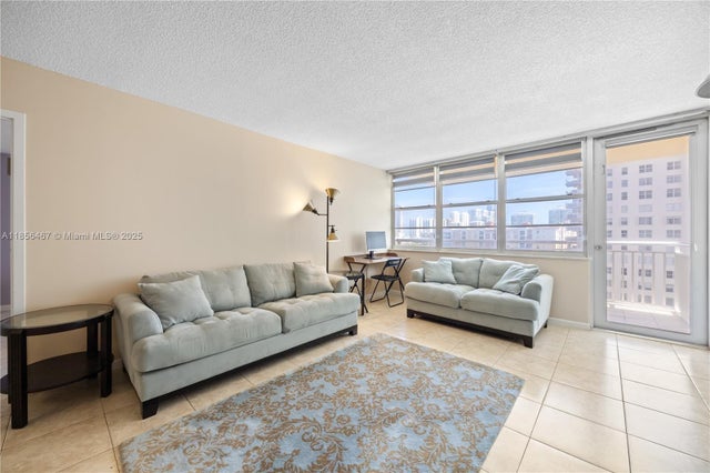 2 of 33 - 251 174th St 812, Sunny Isles Beach, FL
