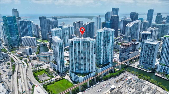 90 Sw 3rd St Ph-10, Miami