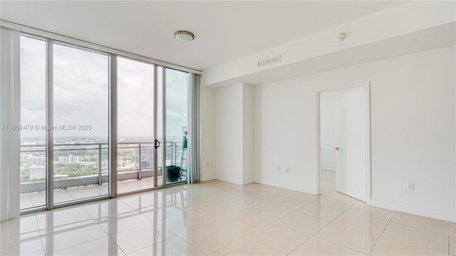 3 of 24 - 90 Sw 3rd St Ph-10, Miami, FL