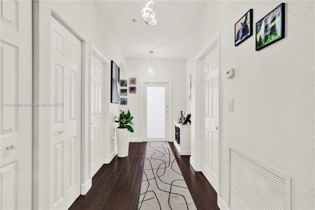 4 of 44 - 15577 Sw 138th Ter, Miami, FL