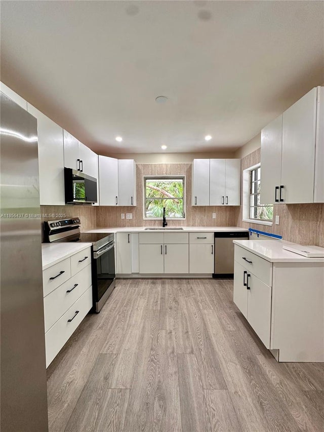 3 of 44 - 1548 Eastward Ho Ln, Marathon, FL