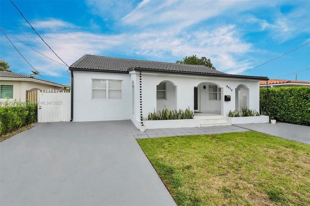 2 of 38 - 6470 Sw 27th St, Miami, FL