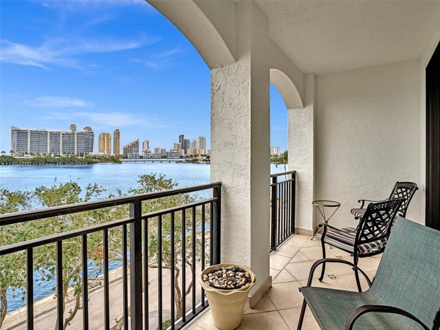 2 of 41 - 3255 Ne 184th St 12406, Aventura, FL