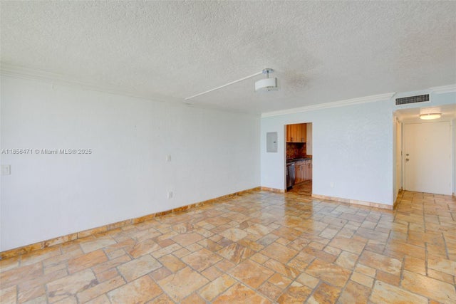 2 of 46 - 2350 Ne 135th St 1503, North Miami, FL