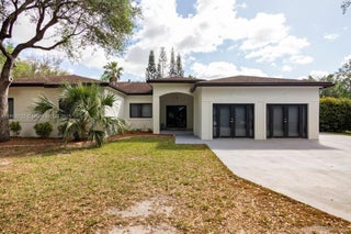 Photo of Listing #A11853702