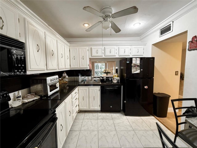 3 of 25 - 4281 Nw 41st St 115, Lauderdale Lakes, FL