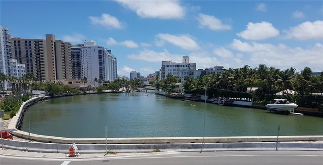 1 of 18 - 2600 Collins Ave 309, Miami Beach, FL
