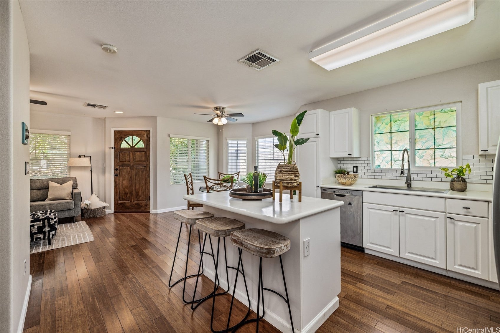 Photo of Listing #202517815