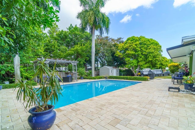 5 of 34 - 9435 Sw 181st Ter, Palmetto Bay, FL