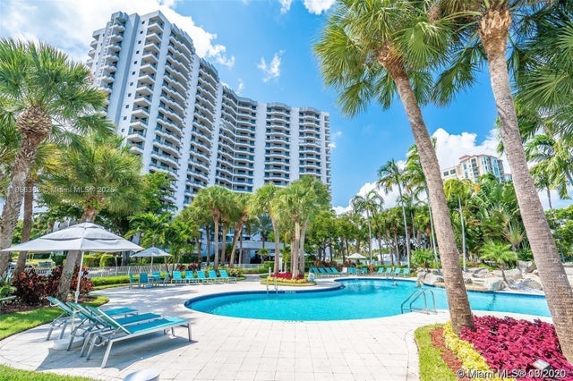 1 of 35 - 3300 Ne 191st St Ph8, Aventura, FL