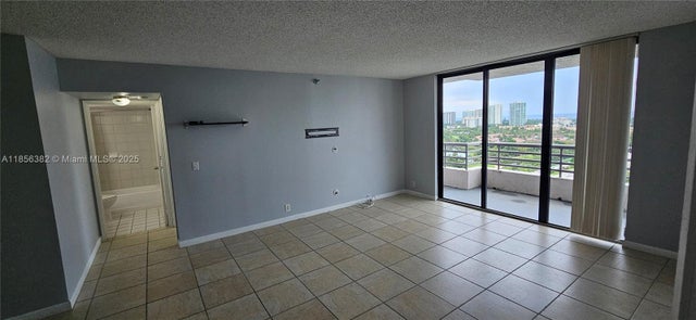 4 of 35 - 3300 Ne 191st St Ph8, Aventura, FL