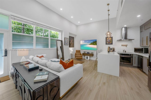 3 of 28 - 935 Euclid Ave 5, Miami Beach, FL