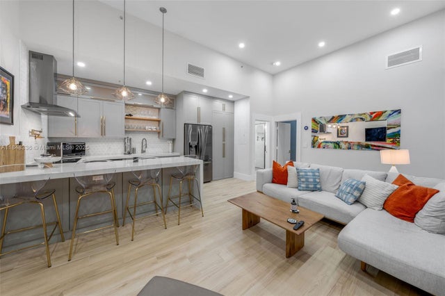 5 of 28 - 935 Euclid Ave 5, Miami Beach, FL