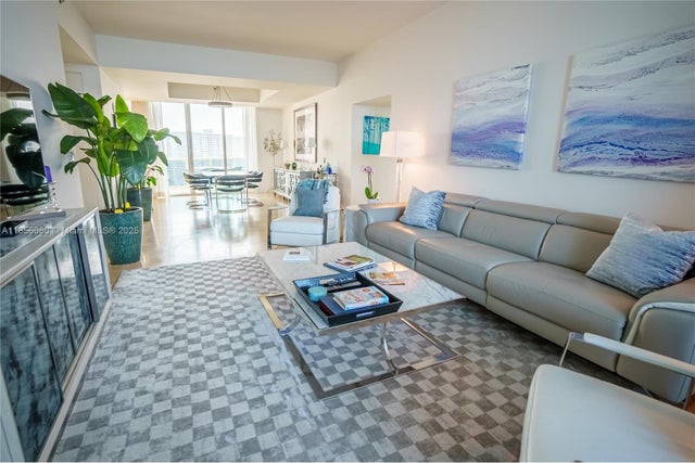 4 of 37 - 15901 Collins Ave 1104, Sunny Isles Beach, FL