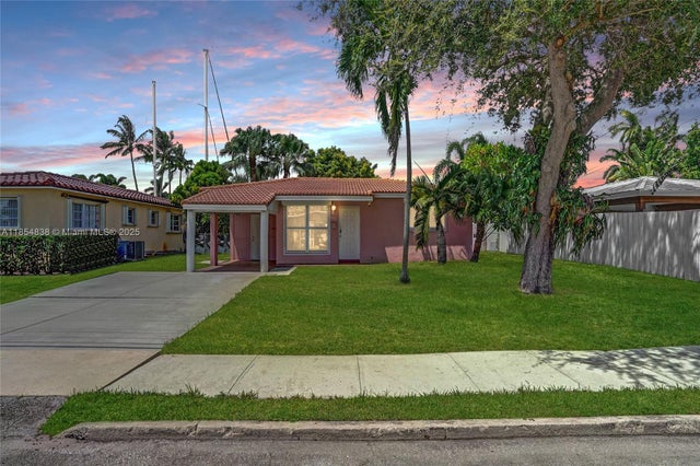 1 of 43 - 917 Mandarin Isle, Fort Lauderdale, FL