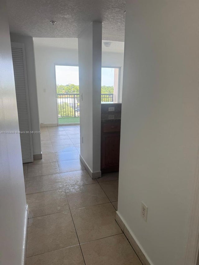 5 of 24 - 2647 Nw 25th Ave 507, Miami, FL