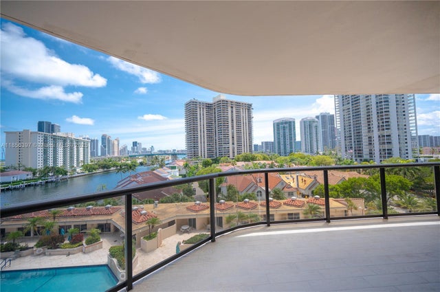 1 of 35 - 19667 Turnberry Way 7b, Aventura, FL