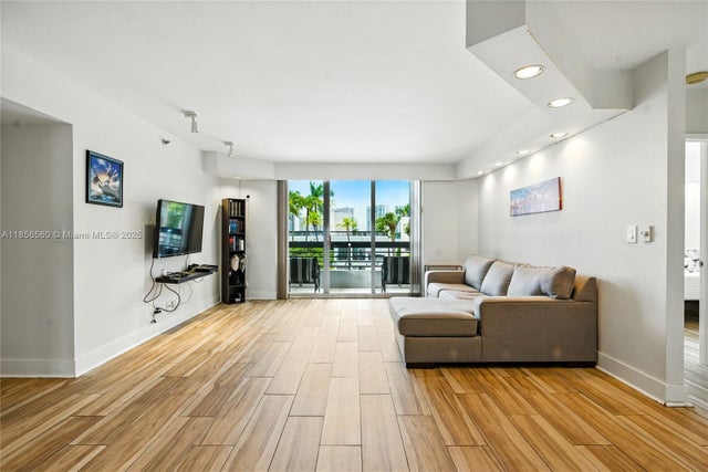 5 of 37 - 3600 Mystic Pointe Dr 305, Aventura, FL