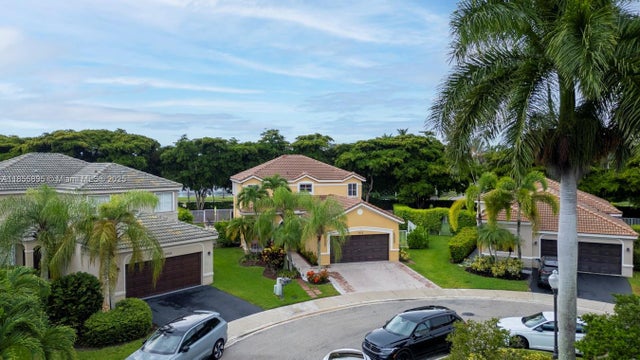 3 of 54 - 1012 Tupelo Way, Weston, FL