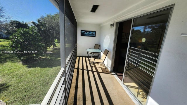 3 of 40 - 198 Tilford J 198, Deerfield Beach, FL