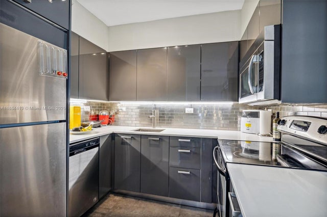 4 of 34 - 1500 Bay Rd 544s, Miami Beach, FL