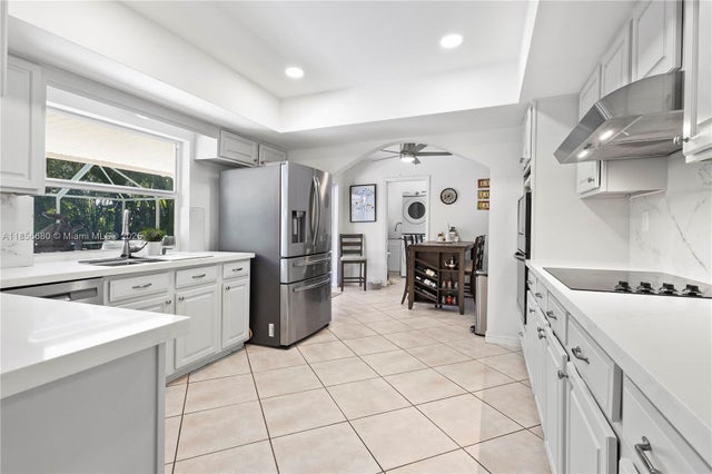 3 of 52 - 16400 Sw 80th Ave, Palmetto Bay, FL