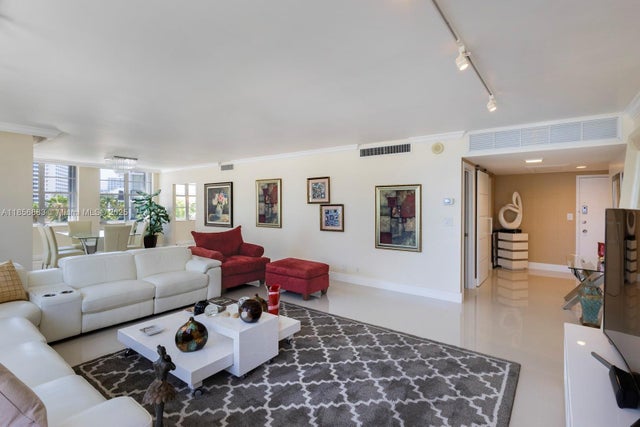 3 of 22 - 5660 Collins Ave 4b, Miami Beach, FL