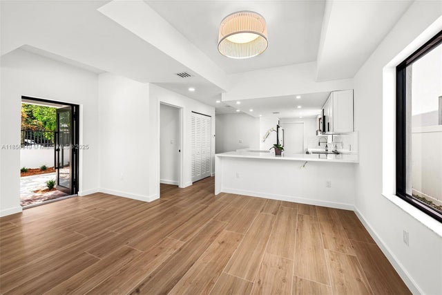 2 of 33 - 3000 Blaine St 3000, Miami, FL