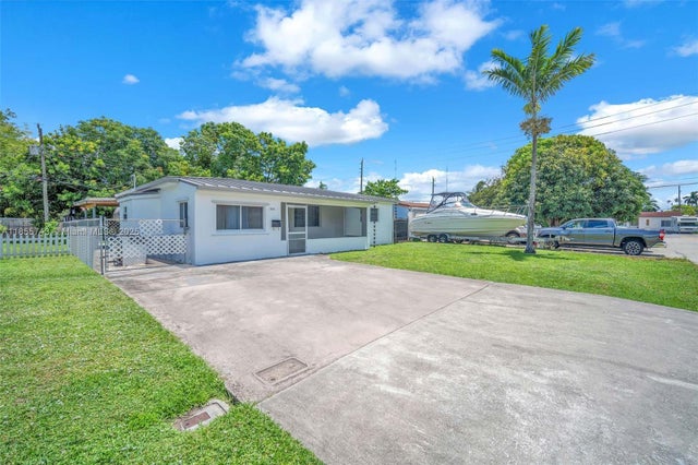 2 of 49 - 3241 Sw 66th Ave, Miramar, FL