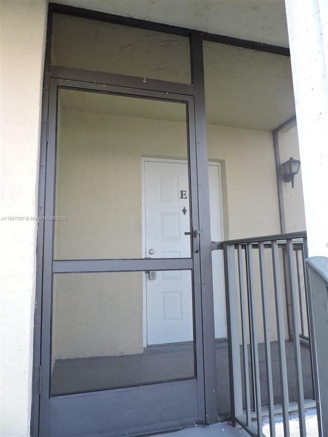 2 of 12 - 1331 S Franklin Ave 1331e, Homestead, FL