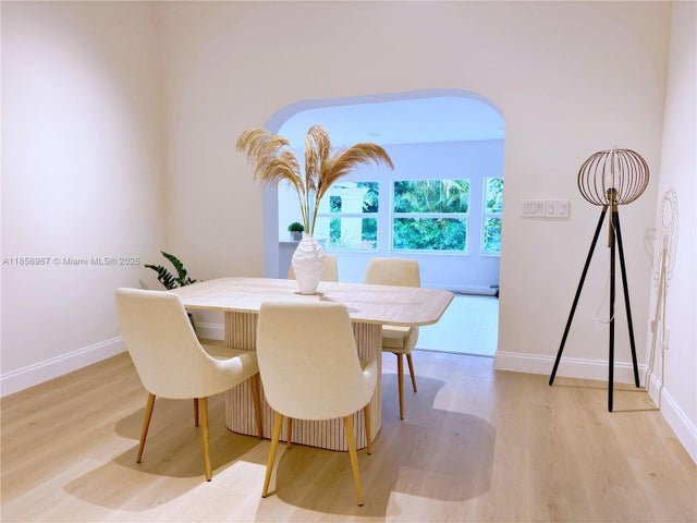 4 of 31 - 775 Ne 76th St, Miami, FL