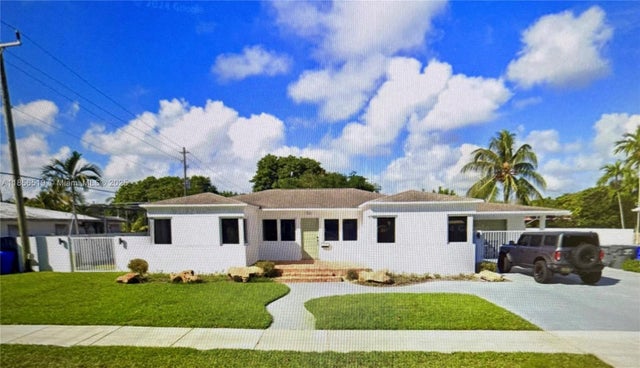 1 of 41 - 520 N 26th Ave , N., Hollywood, FL