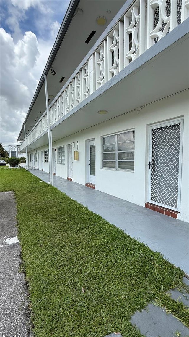 1 of 23 - 11 Ne 204th St 6d, Miami Gardens, FL
