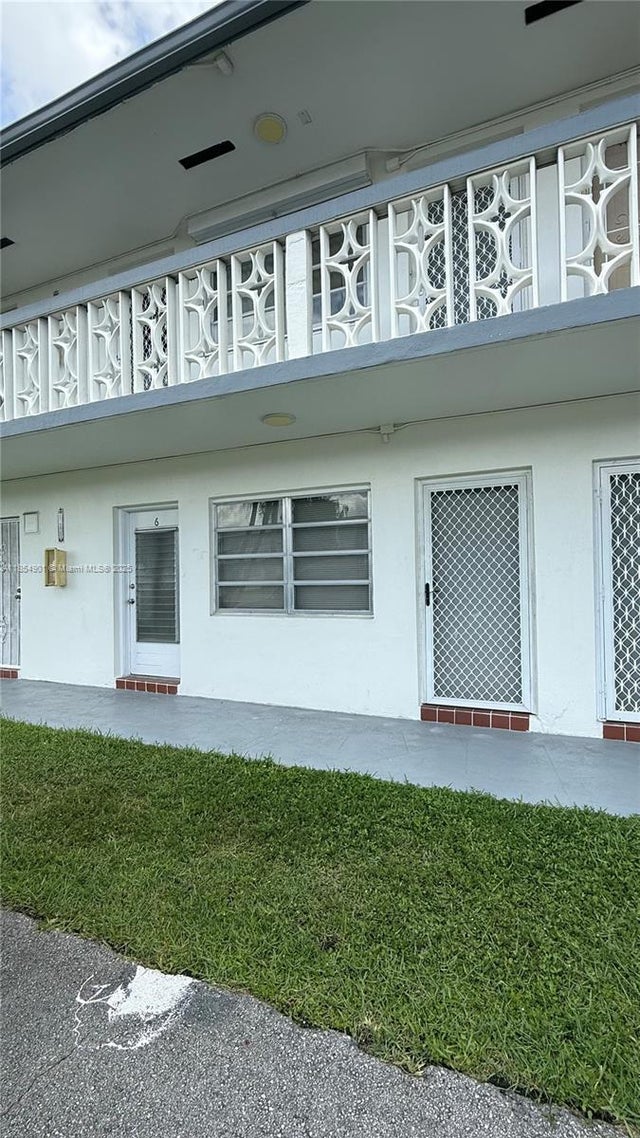 2 of 23 - 11 Ne 204th St 6d, Miami Gardens, FL