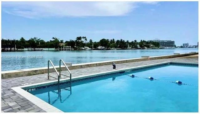2 of 4 - 6484 Indian Creek Dr 307, Miami Beach, FL
