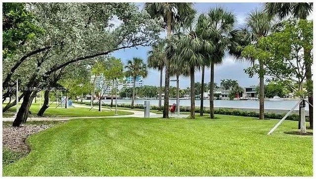 4 of 4 - 6484 Indian Creek Dr 307, Miami Beach, FL